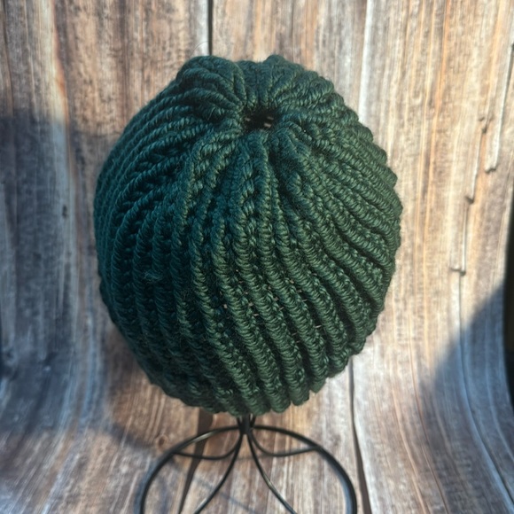 NEW Handmade Women’s Green Handmade Hat Item #PHK3609 - Picture 2 of 2